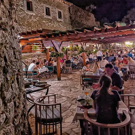 Restoran Humsko 3*