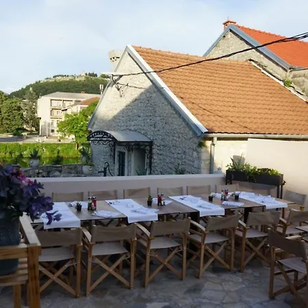 Restoran Humsko