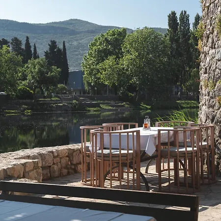 Ξενοδοχείο Restoran Humsko